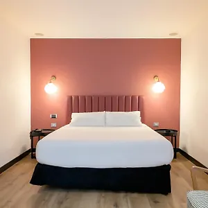 La Franca Travellers Adults Only ** Барселона