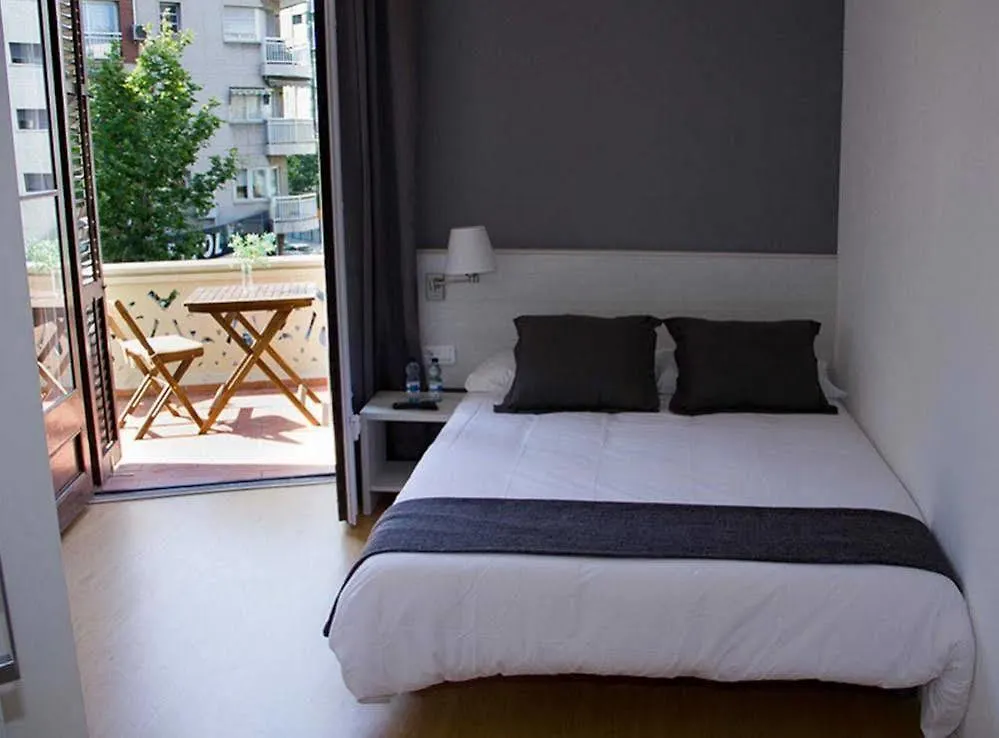 ** Hotel Hostalin Diputacion Barcelona Spain