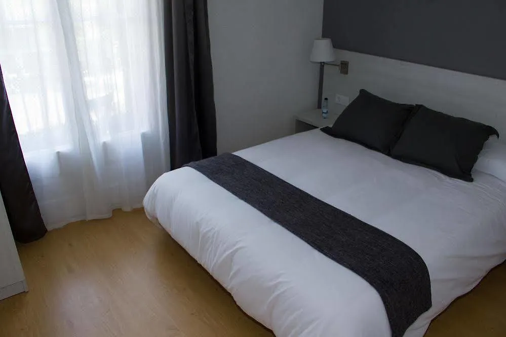 Hotel Hostalin Diputacion Barcelona